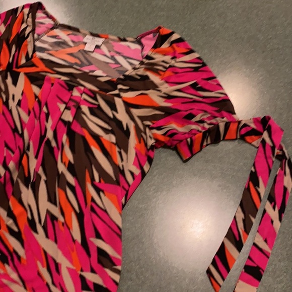 Short sleeve colorful blouse with square neckline - Picture 6 of 7